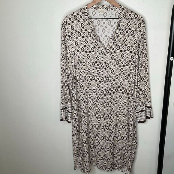 Hanro Favourites Long Sleeve Dress - Picture 2 of 8